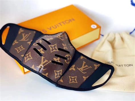 cubre bocas louis vuitton|Louis Vuitton headdress.